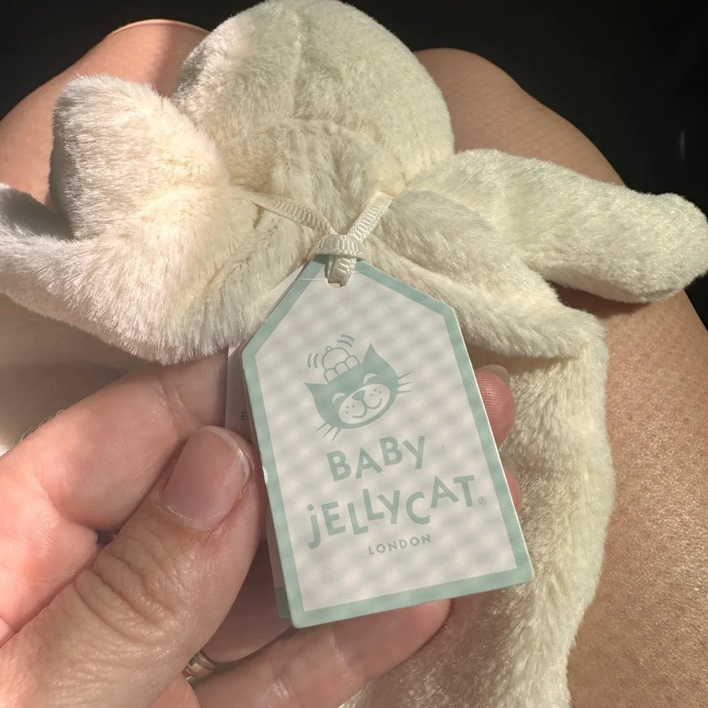 🐥 Jellycat Cream Plush Cuddle Duck Toy